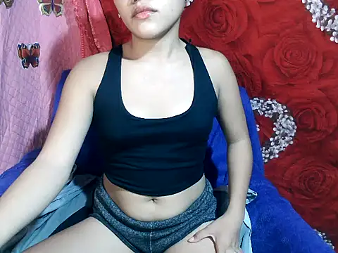 kiffy miley79 online show from June 21, 2026, 11:24 am