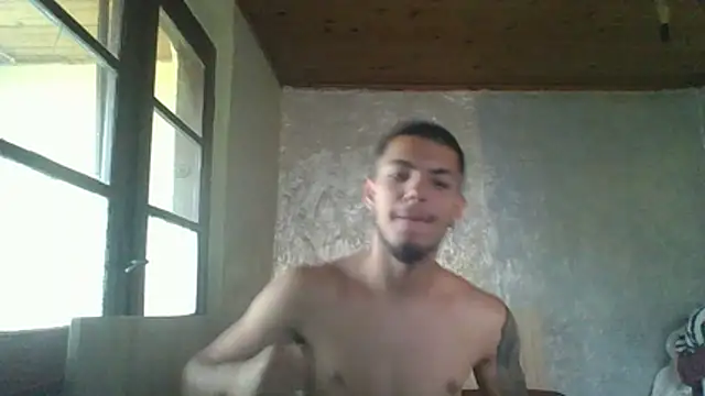 robertmrn112 online show from July 14, 2026, 5:18 pm
