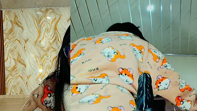 Snapshot of peachy__baby chatting on July 14, 2026, 11:05 am peachy baby online show from July 14, 2026, 11:05 am