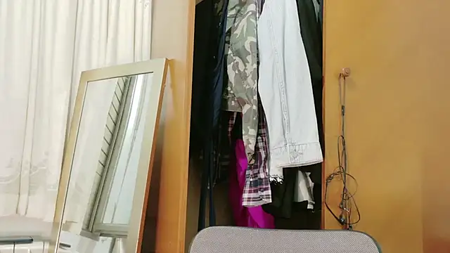 MojaditPussy online show from July 19, 2026, 8:12 pm