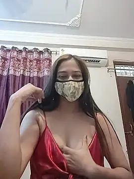 Snapshot of Aliyaa_bhat chatting on May 26, 2026, 7:15 am Aliyaa bhat online show from May 26, 2026, 7:15 am