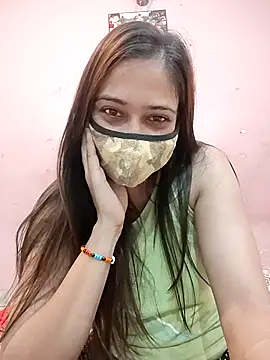 Snapshot of Aliyaa_bhat chatting on August 7, 2026, 4:09 pm Aliyaa bhat online show from August 7, 2026, 4:09 pm