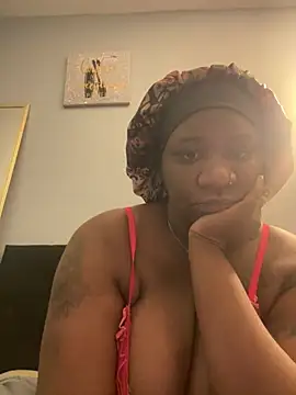 amberchill26 online show from June 26, 2026, 4:44 pm