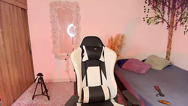IamAndrey online show from July 24, 2026, 4:05 pm