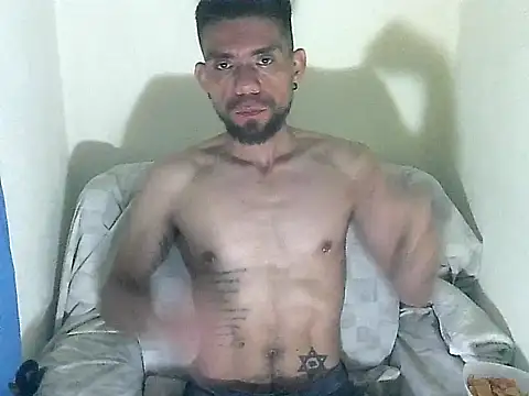 thomas2wood online show from June 14, 2026, 2:24 am