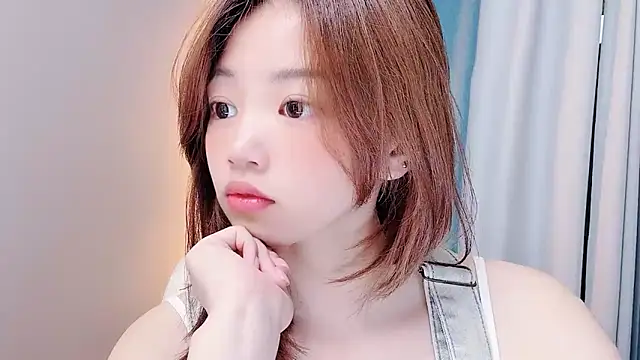 Lilababy00 online show from July 14, 2026, 3:33 am
