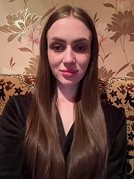 AlinaLove3213 online show from July 12, 2026, 7:49 pm