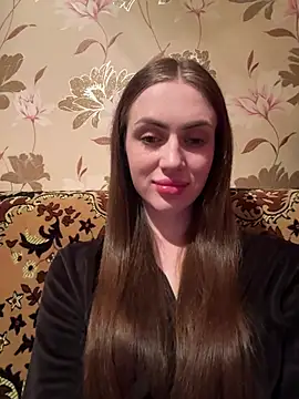 AlinaLove3213 online show from July 25, 2026, 8:17 pm