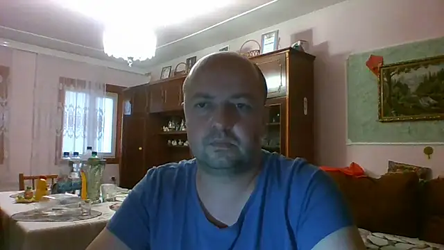 Luceriusbigass online show from June 19, 2026, 6:12 pm