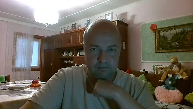 Luceriusbigass online show from July 3, 2026, 6:14 pm