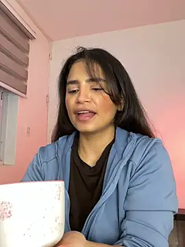 holaRosa online show from July 22, 2026, 10:01 pm