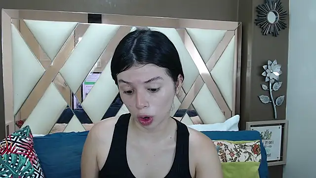 Sophie Copers online show from July 14, 2026, 6:57 pm