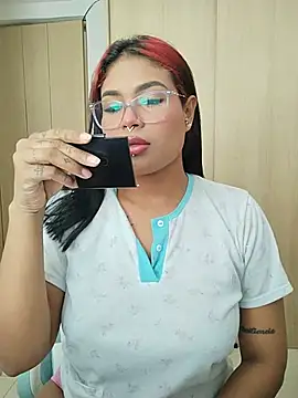 AGATTA0 online show from July 23, 2026, 7:45 pm