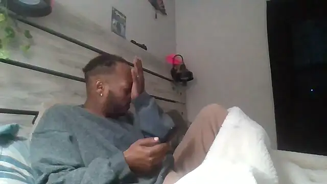 zdaddymm online show from June 11, 2026, 7:12 pm