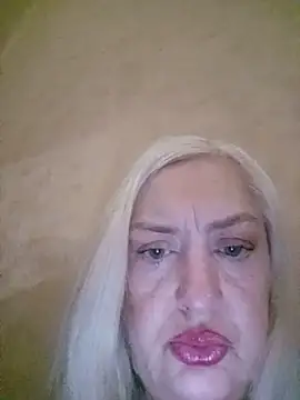 Julia20X online show from June 26, 2026, 12:09 pm