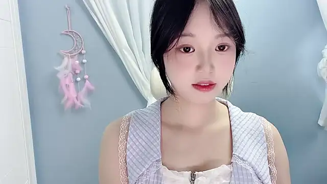 Xiaoqing00 online show from June 18, 2026, 4:13 am
