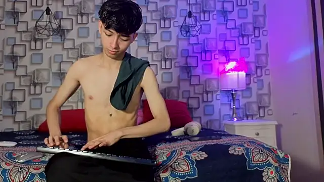 Twink Sebas7 online show from June 7, 2026, 12:09 pm