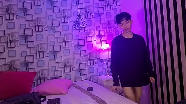 Twink Sebas7 online show from June 18, 2026, 12:20 pm