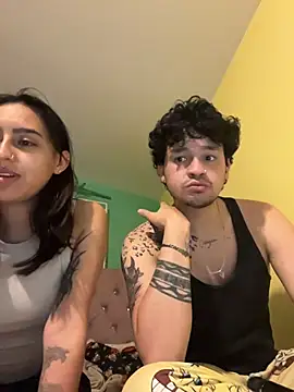 Snapshot of hotlatinocouple__ chatting on June 20, 2026, 3:20 am hotlatinocouple online show from June 20, 2026, 3:20 am
