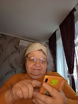 MartaMia68 online show from June 3, 2026, 5:07 pm
