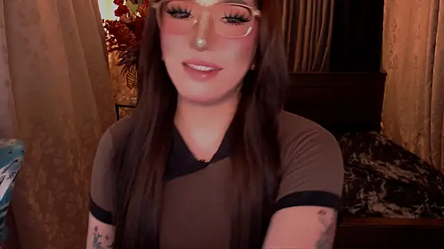 Precious RoseDollxxx online show from June 18, 2026, 3:38 pm