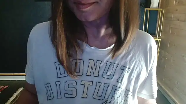 NicoleLove  online show from June 24, 2026, 4:00 am