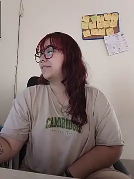 AliceScoot  online show from June 22, 2026, 6:05 pm