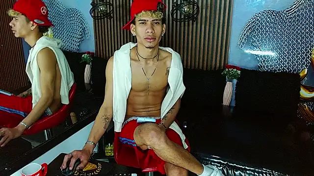 Skinny cute Alyer online show from July 14, 2026, 10:21 am