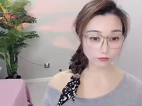 Yunxi- online show from April 26, 2026, 1:20 pm