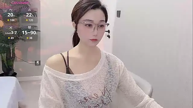 Yunxi- online show from June 13, 2026, 2:04 pm
