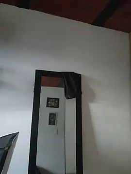 NefertitiXO online show from July 23, 2026, 1:42 pm