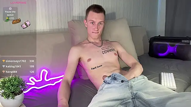 Travis Gracile online show from July 20, 2026, 10:39 am