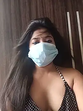 dearmona00 online show from May 31, 2026, 8:43 am