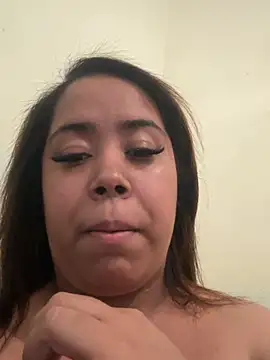 Tainesilva online show from April 18, 2026, 1:37 pm