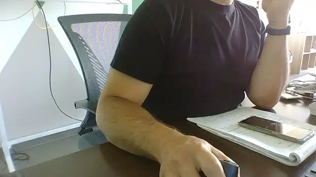 brunosso85ita online show from June 23, 2026, 7:50 am