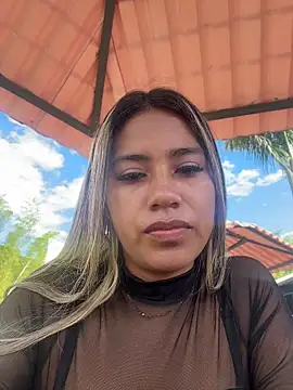 Kimmiebellarie online show from July 15, 2026, 1:49 pm