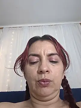 Sofia Mature  online show from June 6, 2026, 12:10 pm