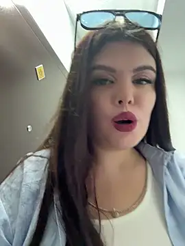 AmeliaBronze online show from July 24, 2026, 3:04 am