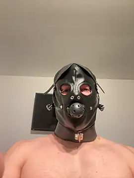 blackfurr online show from May 7, 2026, 7:08 pm