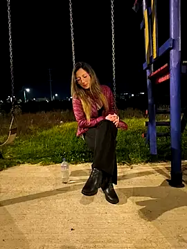 VALELUXX online show from July 2, 2026, 3:34 am