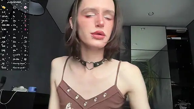 Niky Long online show from June 24, 2026, 12:26 pm