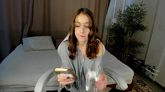 alis tauber online show from June 20, 2026, 9:23 am