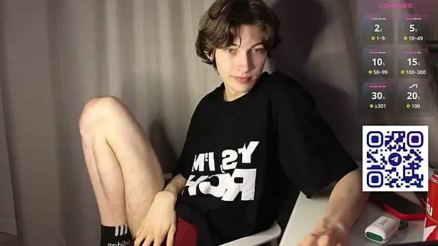 swaggenjoyer online show from June 19, 2026, 10:02 pm