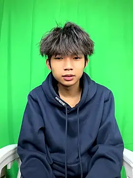 -OvO- online show from July 20, 2026, 10:39 am