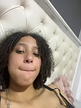 Stefy sophie03 online show from July 23, 2026, 2:20 am