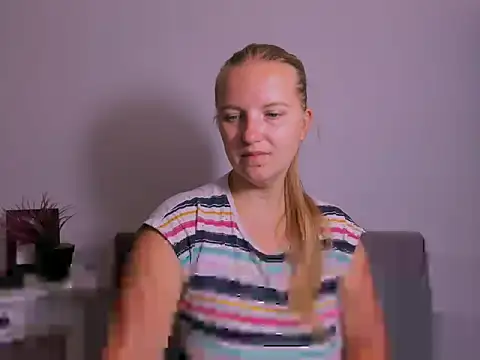 RoseTeacherX online show from July 23, 2026, 7:39 am