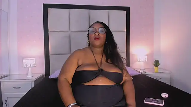 Snapshot of TreisyVixen chatting on July 29, 2026, 2:53 am TreisyVixen online show from July 29, 2026, 2:53 am