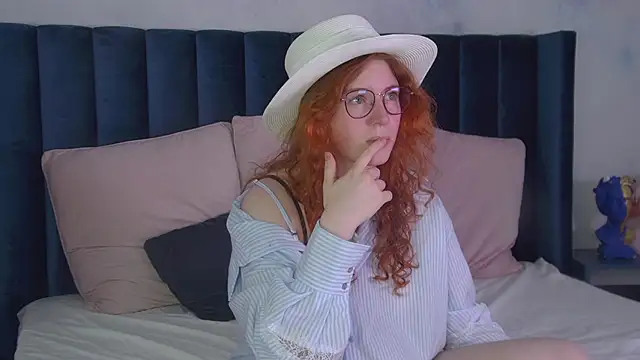 Snapshot of LauraDennis chatting on May 31, 2026, 4:36 pm LauraDennis online show from May 31, 2026, 4:36 pm