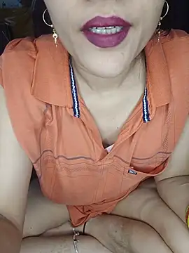 Sexy Hena 69 online show from July 9, 2026, 5:39 pm