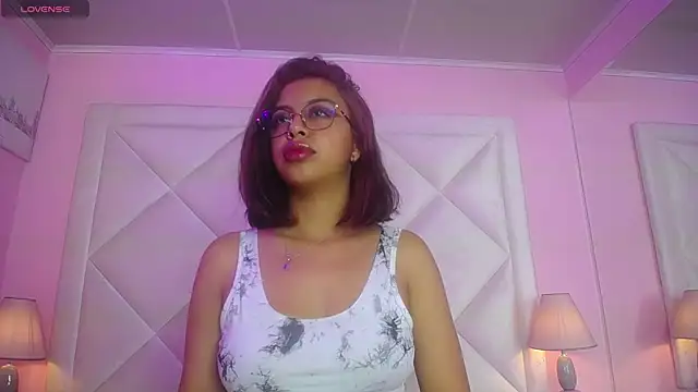 Tinaa Monroe online show from July 1, 2026, 7:10 am